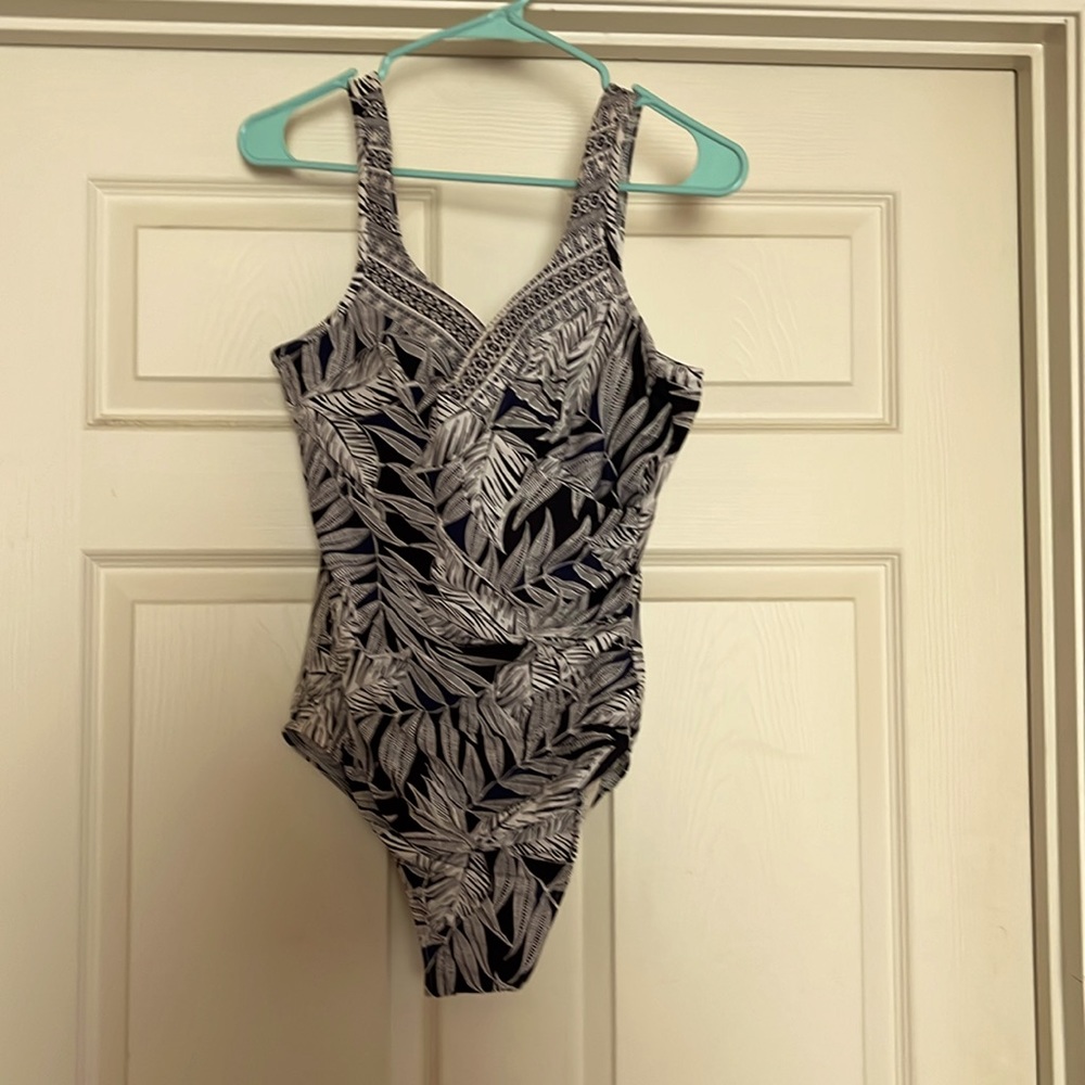 Miracle suit